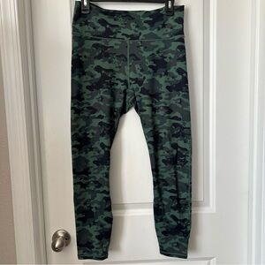Fabletics Define PowerHold Leggings High-Waisted 7/8 in a Green Star Camouflage